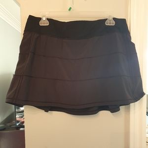 Size 10 Lululemon Black Pace Rival Skirt 15" length